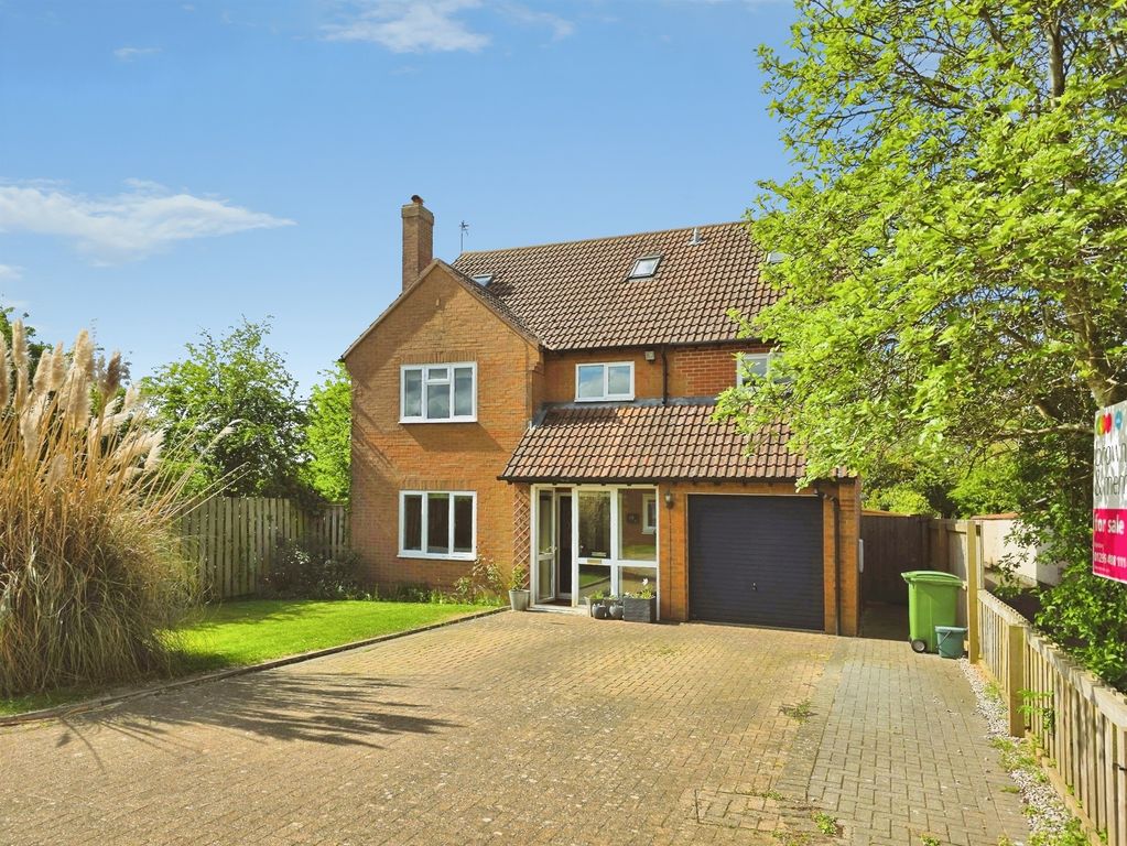 Property photo 1 of 41