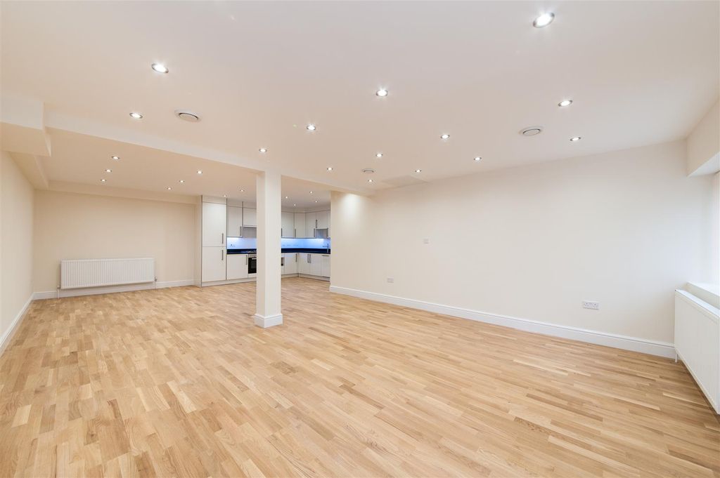 Property photo 1 of 6 {5E135430-D064-4Cf1-A768-B9431D50970B}[1].Jpg