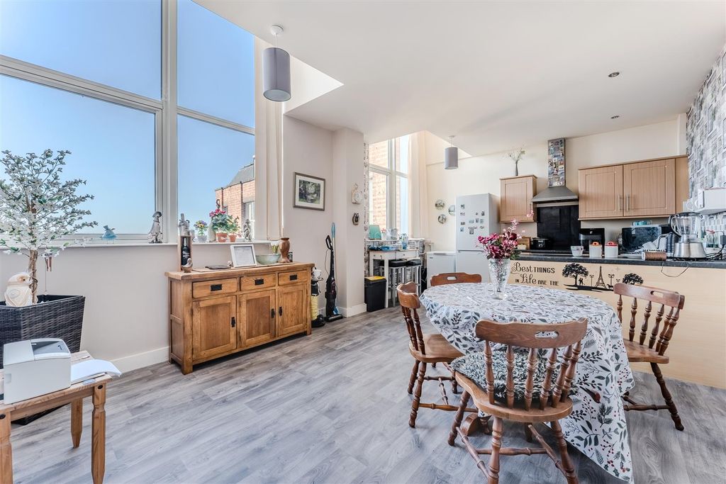 Property photo 1 of 20 Kitchen/Dining/Living Room