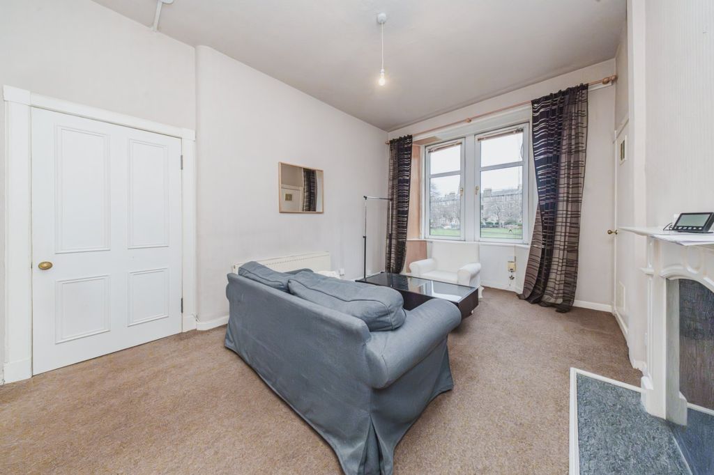 Property photo 2 of 13 Picture 2