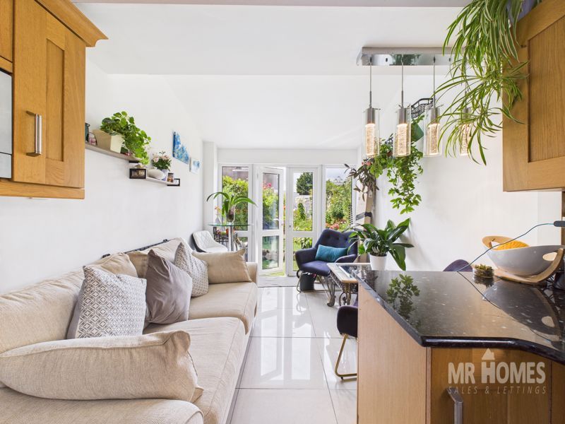 Property photo 1 of 26 Photo 8