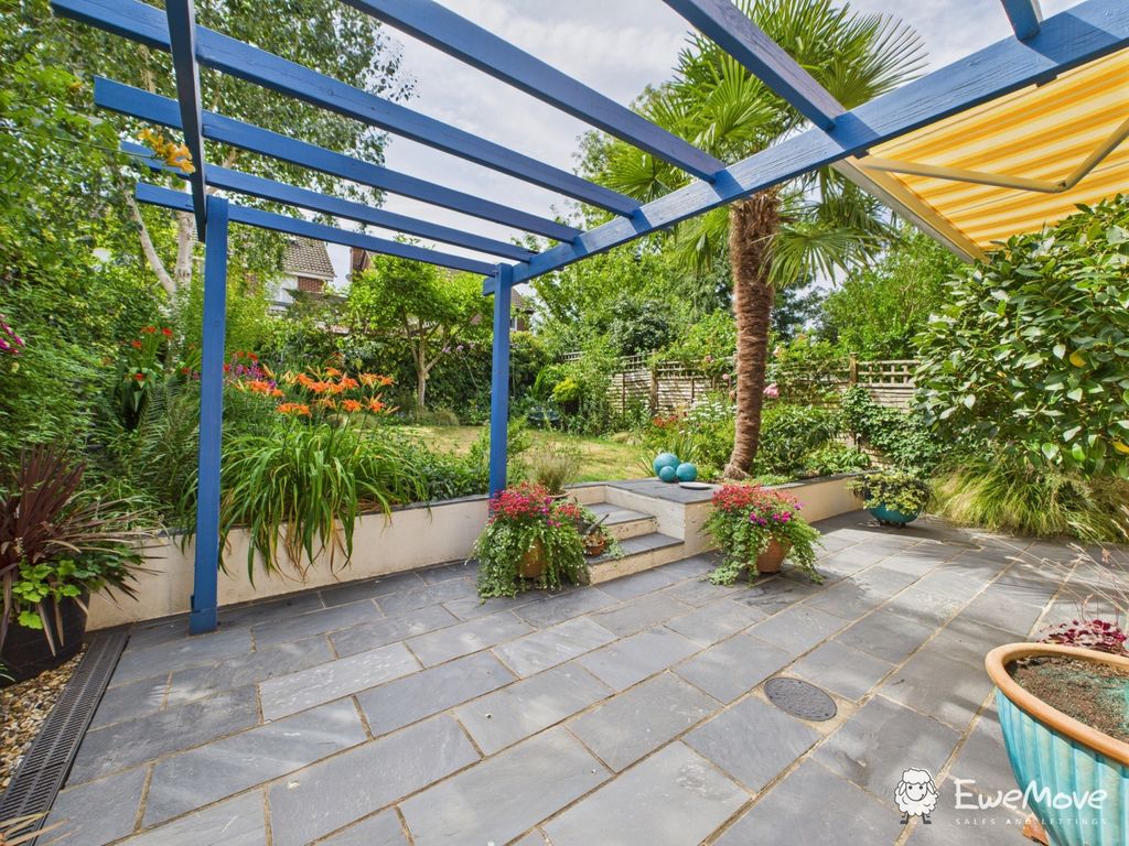 Property photo 3 of 15 Cam02877G0-Pr0081-Still016