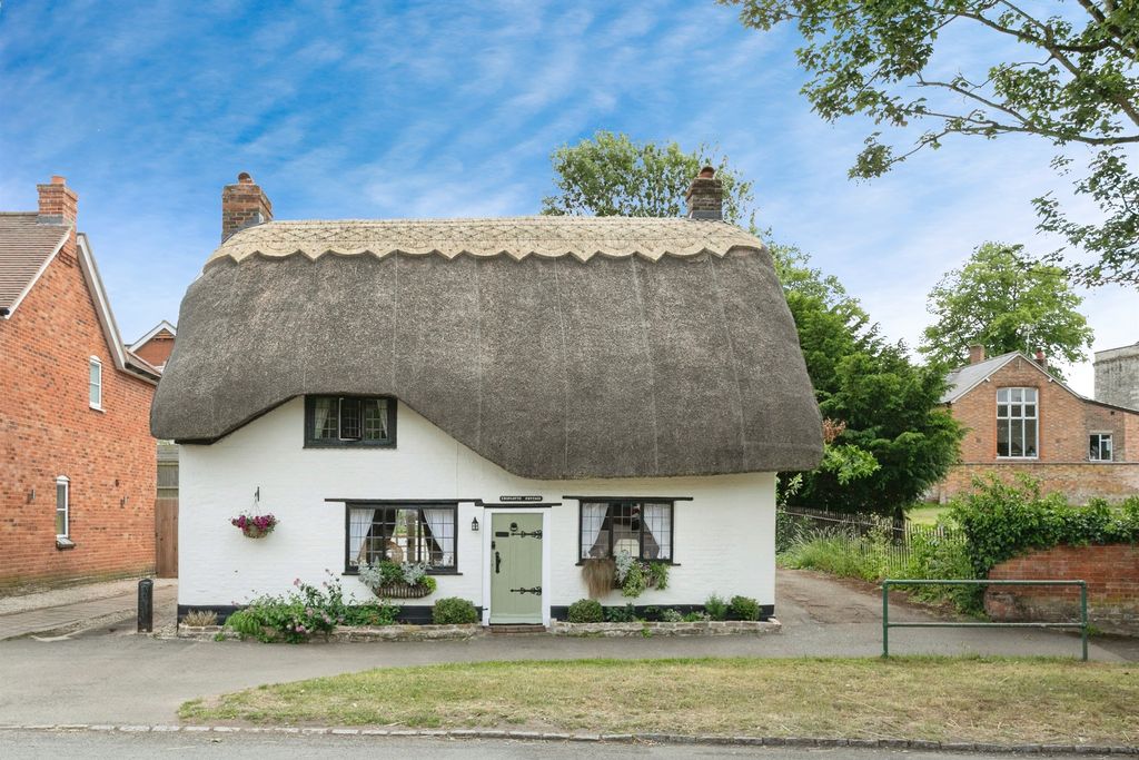 Property photo 1 of 22