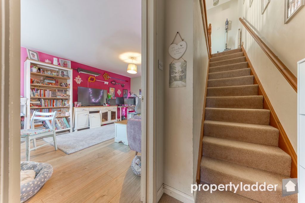 Property photo 2 of 17 Pl-21