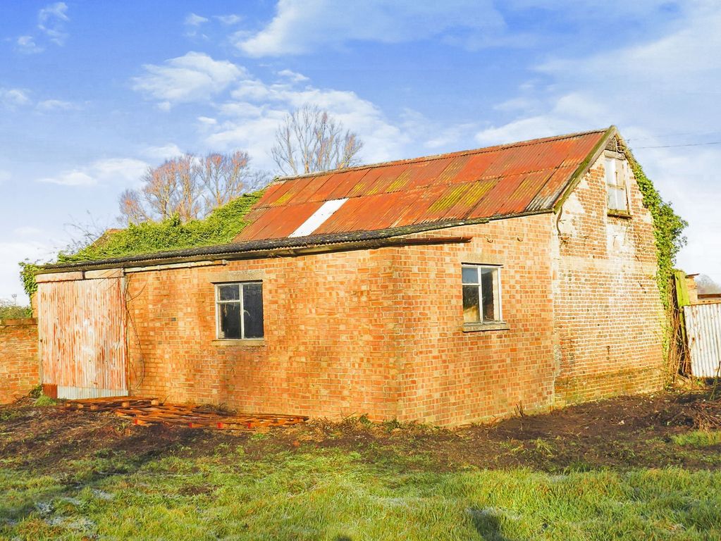Property photo 1 of 6