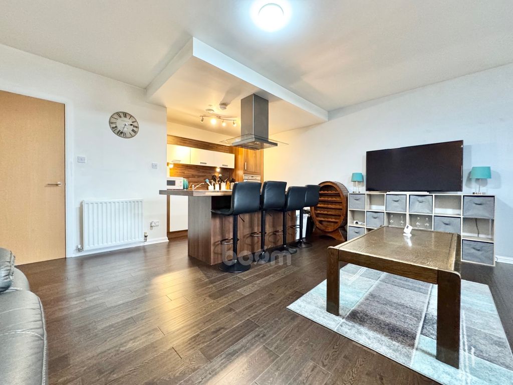 Property photo 2 of 24 Img_8306