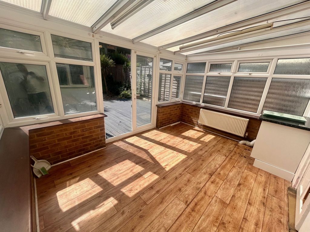 Property photo 3 of 13 Conservatory