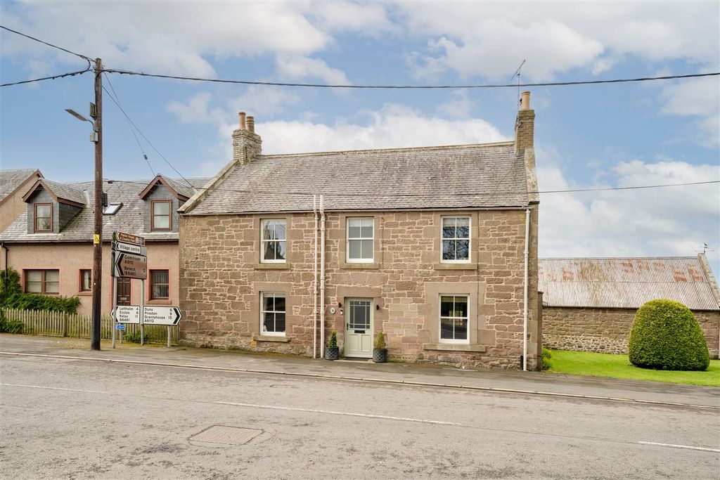 Property photo 1 of 33 15_Duns_Road_Swinton-2.Jpg