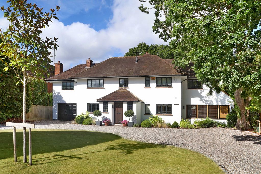 Property photo 1 of 20