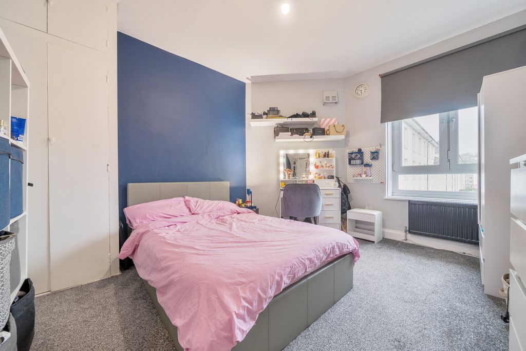 Property photo 2 of 14 Bedroom One