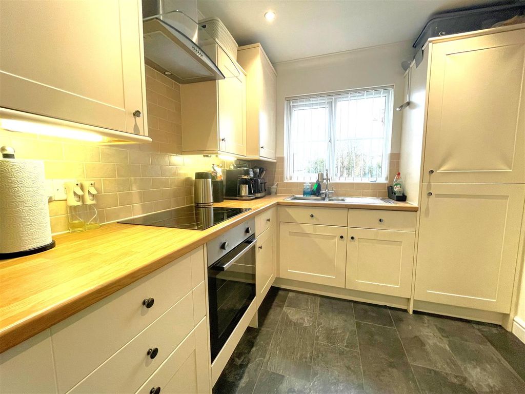 Property photo 3 of 11 4.Jpg