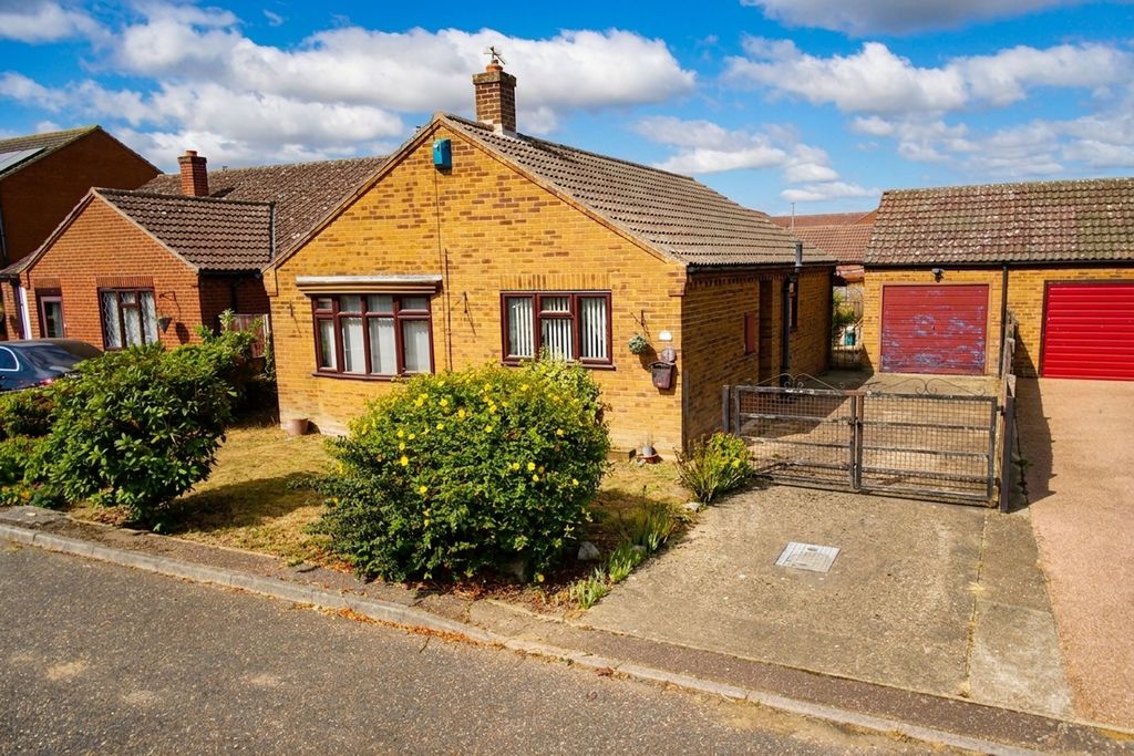 Property photo 1 of 16
