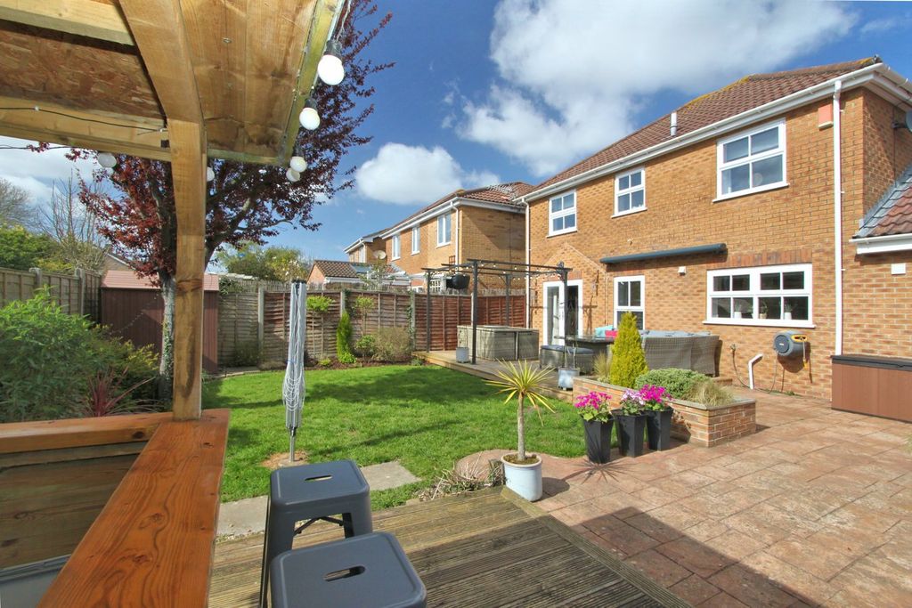 Property photo 2 of 14