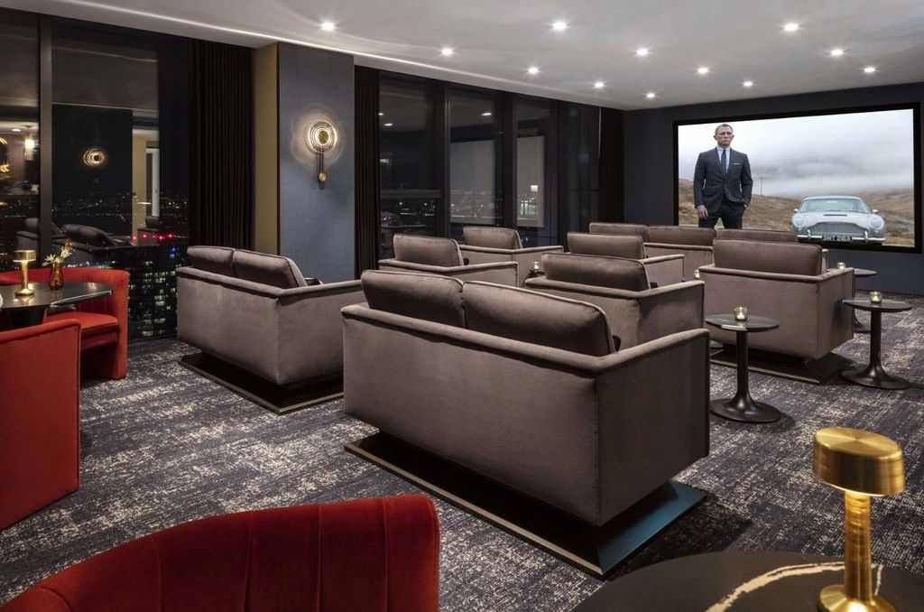 Property photo 3 of 12