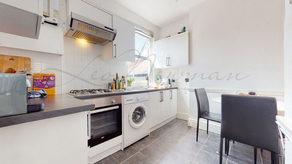Property photo 3 of 11 Jpg