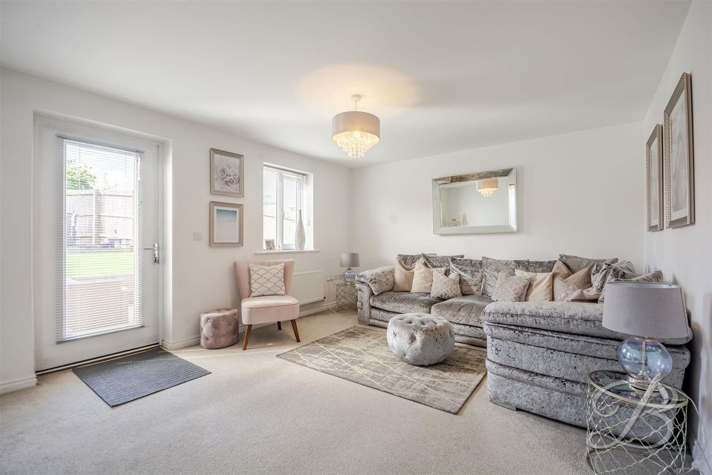 Property photo 3 of 31 Ccltd-6.Jpg