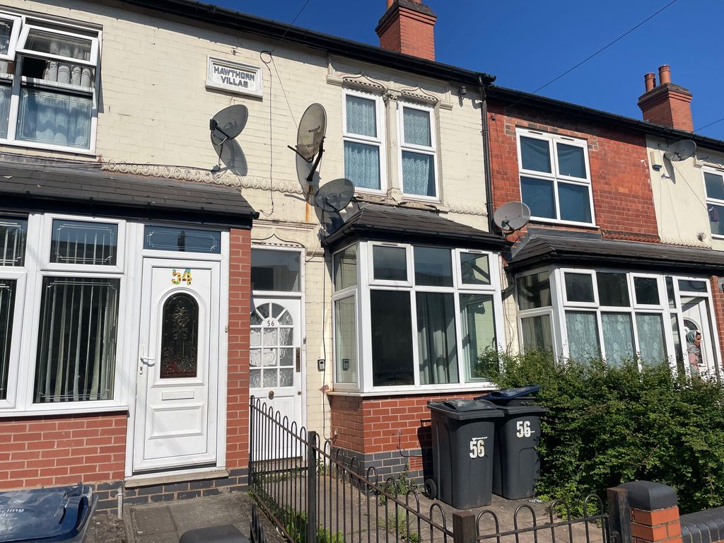 Property photo 2 of 12