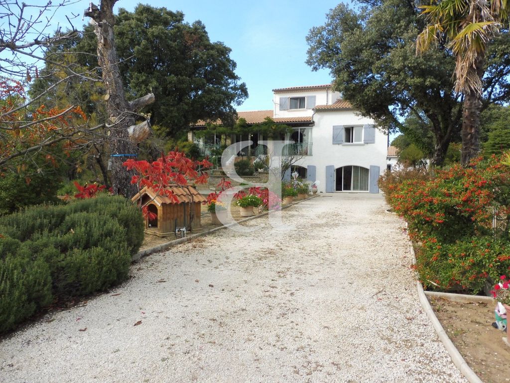 Property photo 1 of 16 Main Exterior View