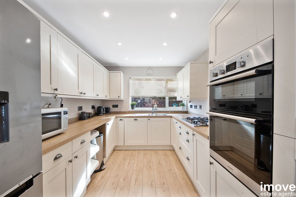 Property photo 3 of 23