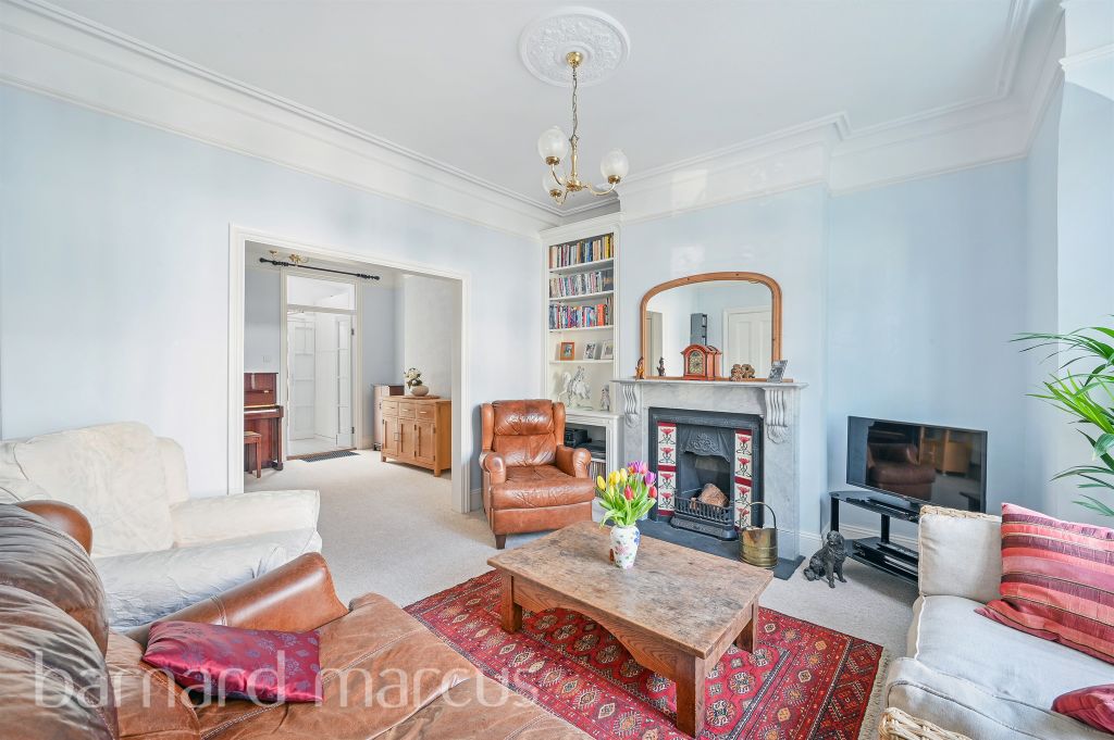 Property photo 3 of 15