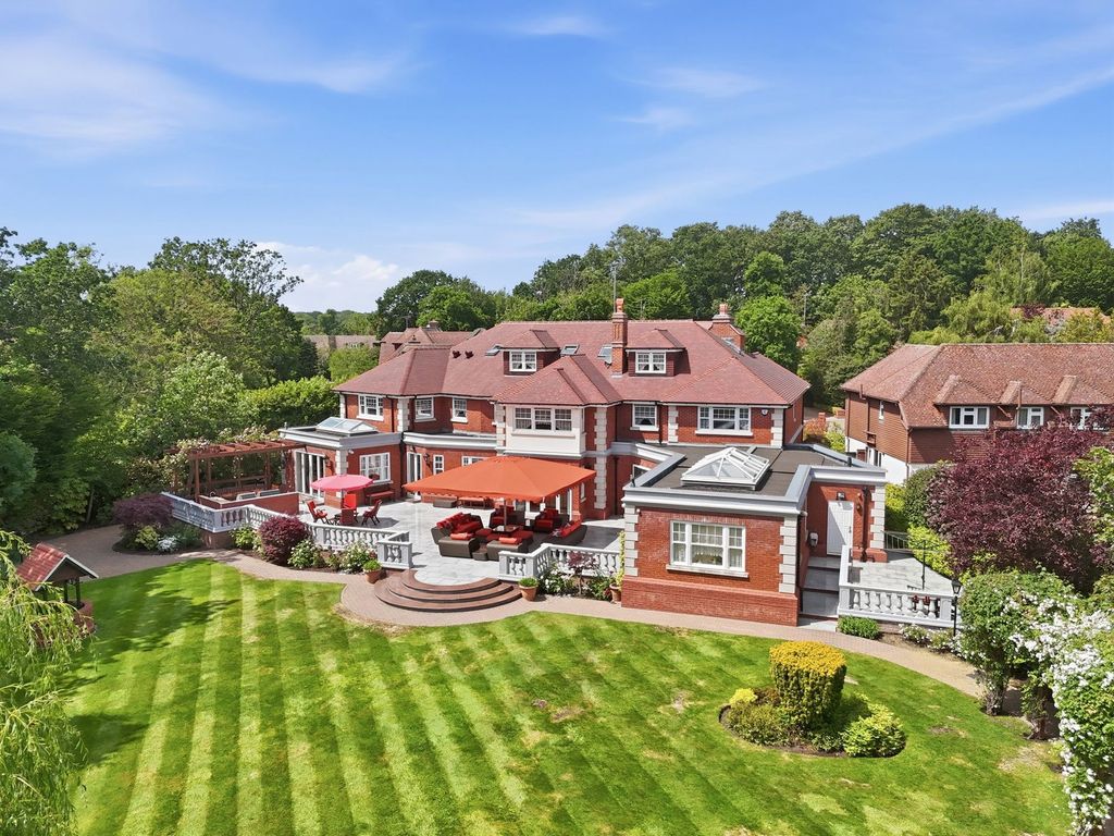 Additional image 5 of 5 bed detached house for saleWambrook Close, Hutton Mount, Brentwood CM13