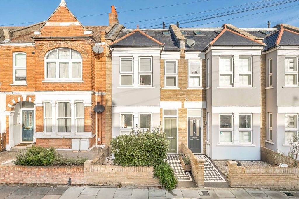 Property photo 1 of 9