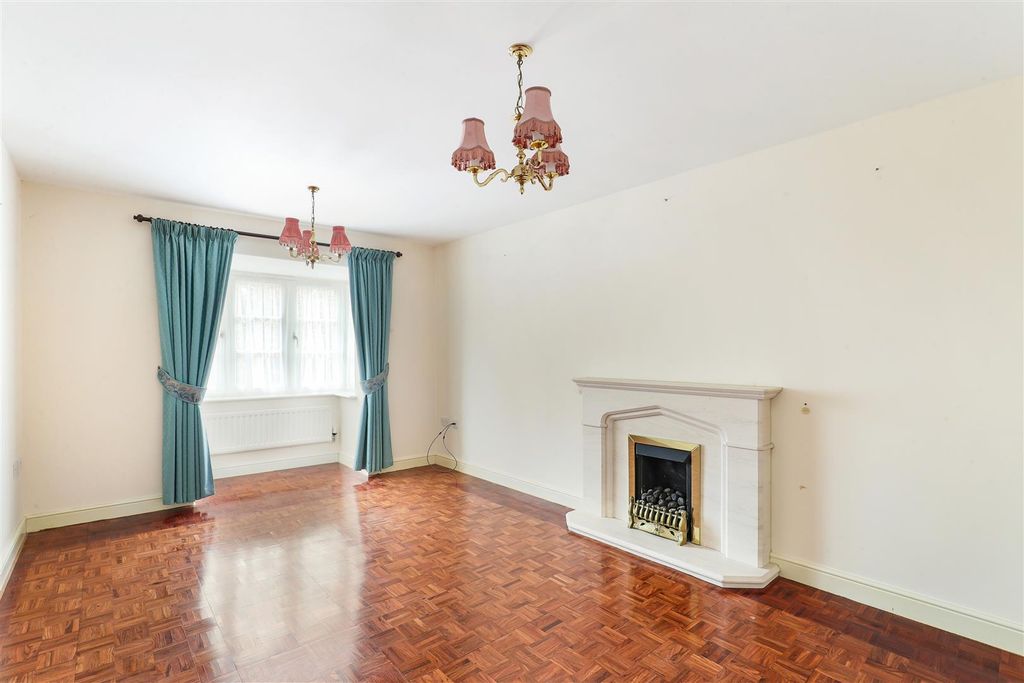 Property photo 2 of 15 Ph6_6424713.Jpg