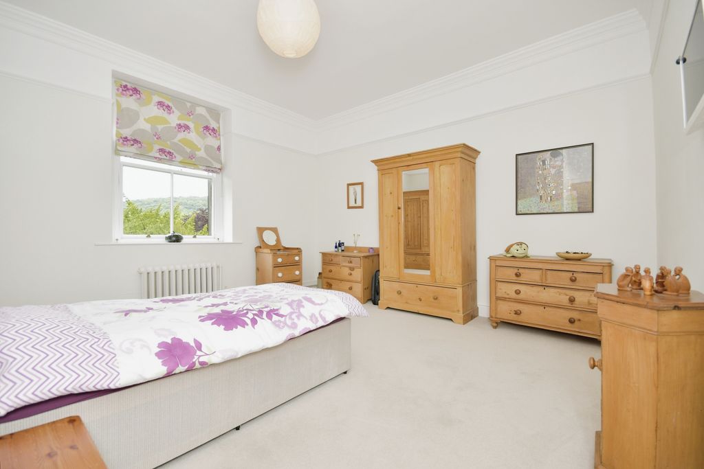 Property photo 2 of 15 Bedroom One