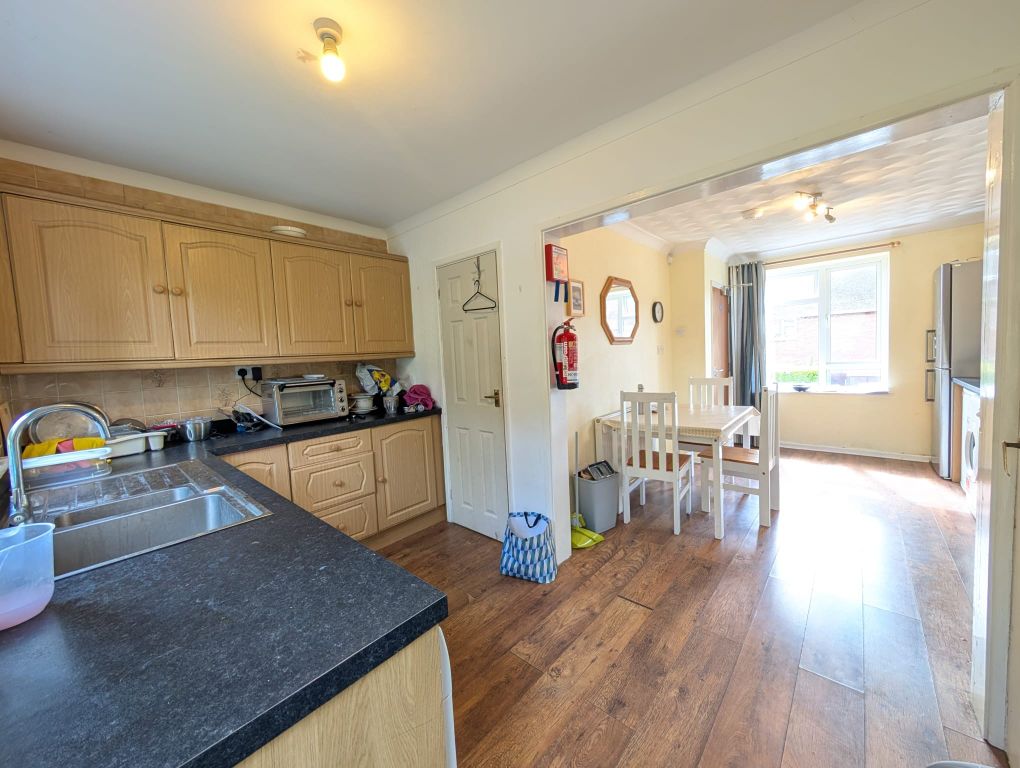 Property photo 3 of 11 Image