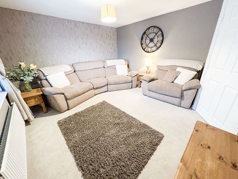 Property photo 2 of 16 Photo 1