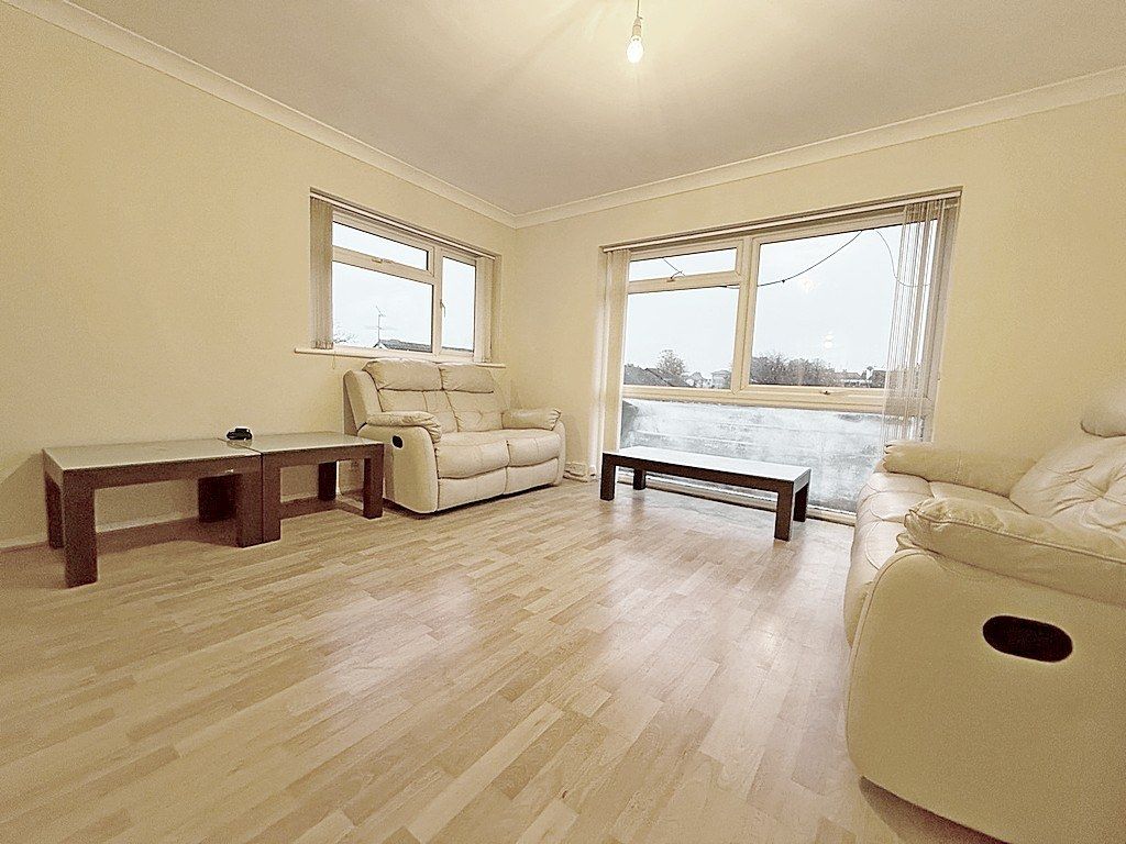 Property photo 2 of 7 Gallery