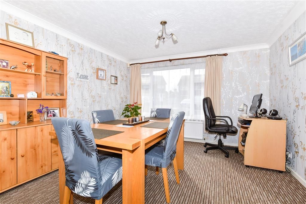 Property photo 2 of 12 Dining Area