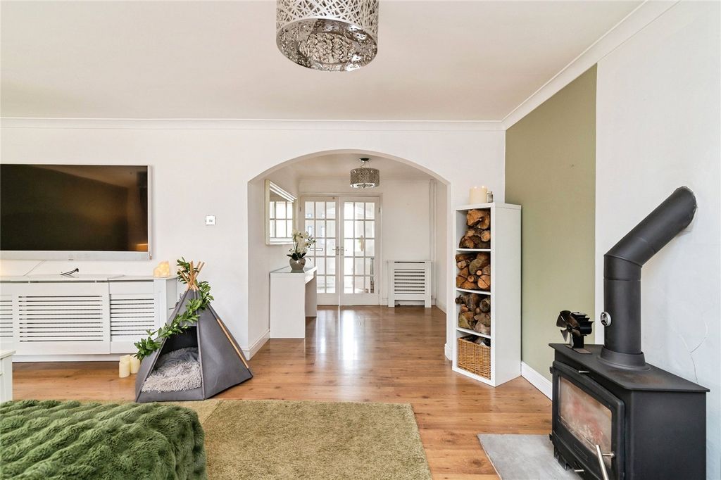 Property photo 3 of 28 Picture No. 53