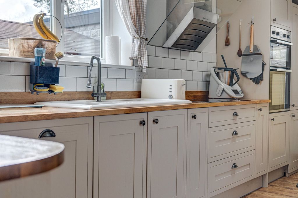 Property photo 2 of 20 Picture No. 02