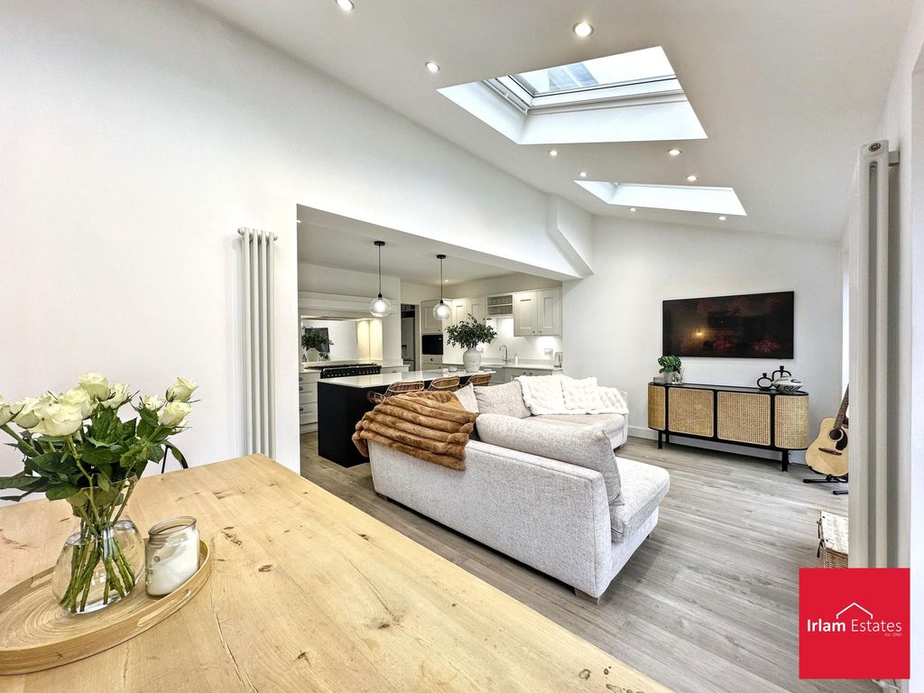 Property photo 3 of 26