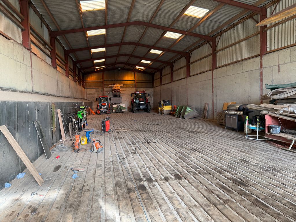 Property photo 2 of 2