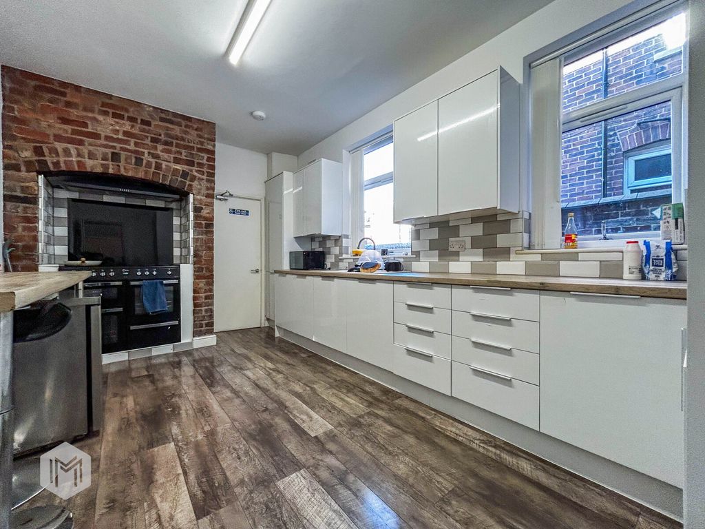 Property photo 2 of 13 Picture No. 05