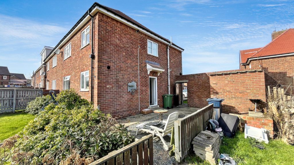 Property photo 3 of 21