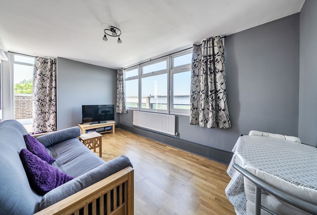 Property photo 3 of 11 1468167-9-6A16Bcb...