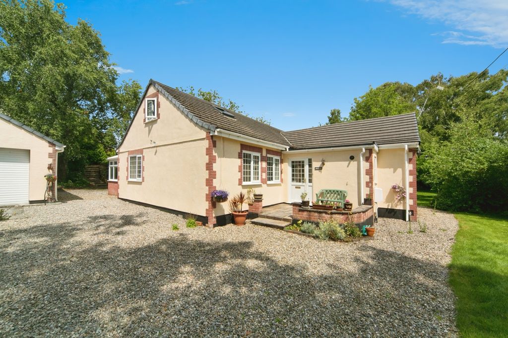 Property photo 1 of 21 Photo