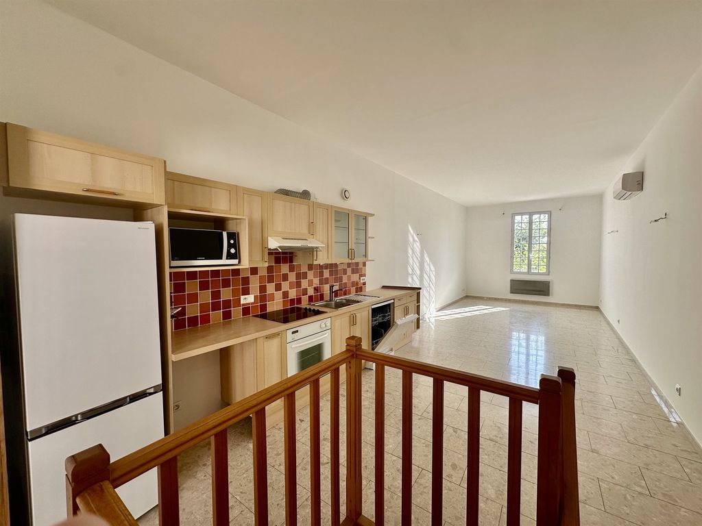 Property photo 1 of 19 Duplex Apartment In Downtown Orange