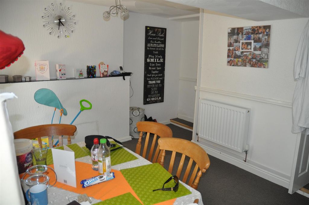 Property photo 3 of 10 Image