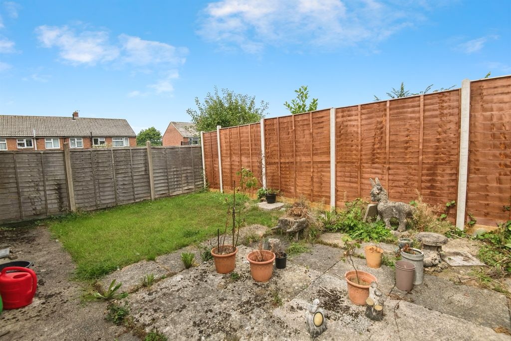 Property photo 2 of 12