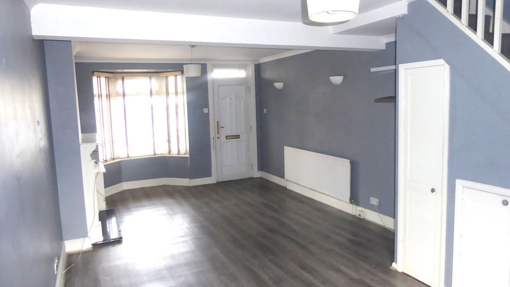 Property photo 2 of 10 Lounge/Dining Room