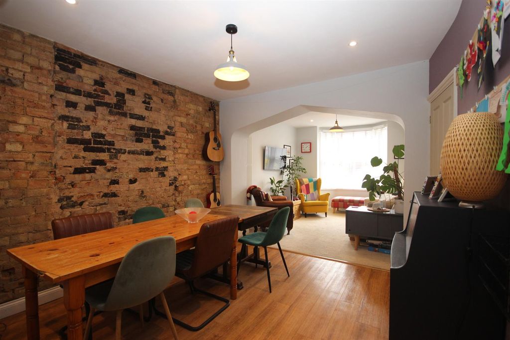 Property photo 3 of 32 Img_3751.Jpg