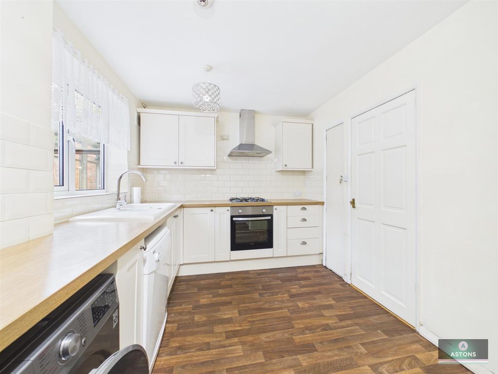 Property photo 3 of 16 Cam02067G0-Pr0294-Still011.Jpg