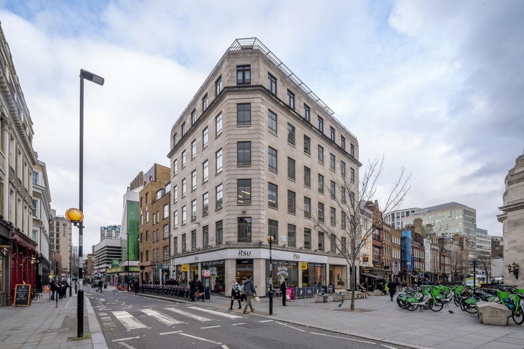 Property photo 1 of 18 41-44 Great Queen Street_Jsp3694_Raw Image.Jpg