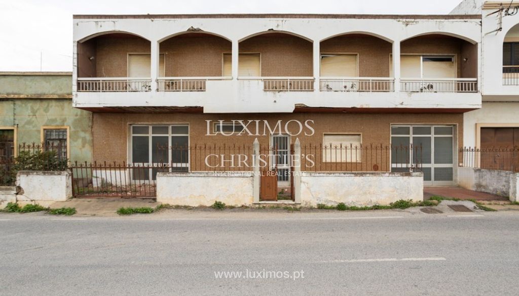 Property photo 1 of 12