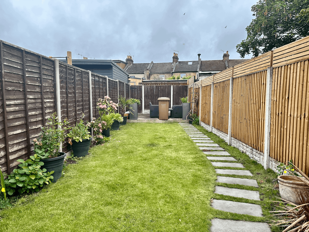 Property photo 3 of 9