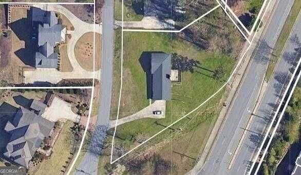 Property photo 1 of 5